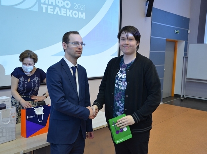 В СПбГУТ состоялось награждение победителей олимпиады «Инфотелеком-2021»