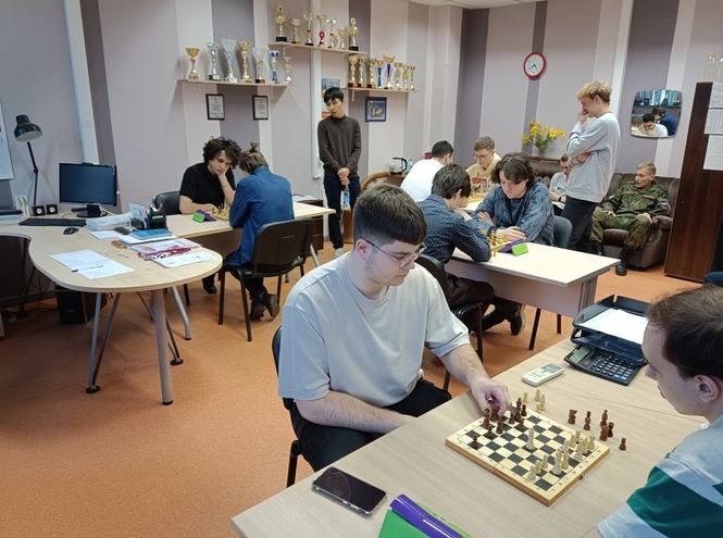 Студенты СПбГУТ померились силами в шахматах