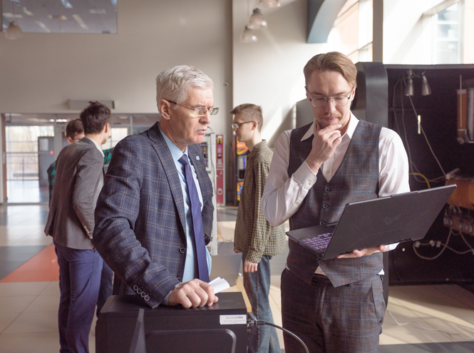 «Студенческая весна»: 830 работ, 586 докладов, выставка разработок и экспертные выступления