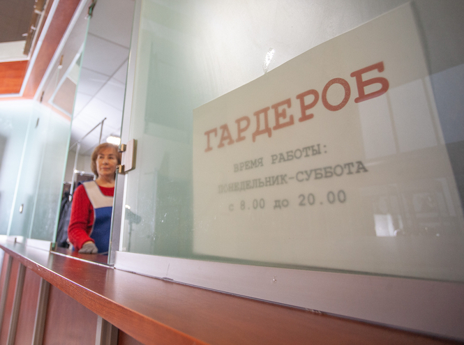 В главном корпусе СПбГУТ открылись новые гардеробы