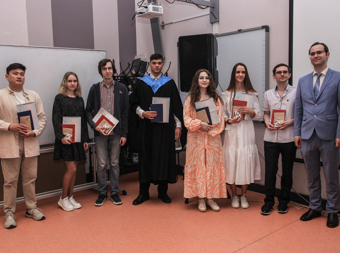 Graduation ceremony at the Master