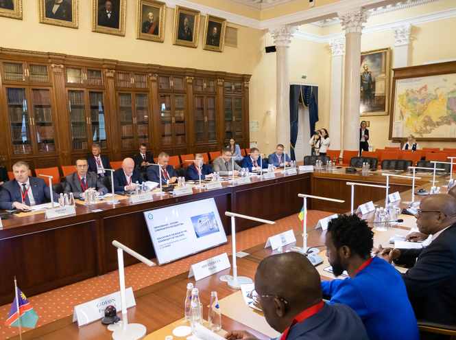 Rector of SPbSUT took part in a meeting on the creation of a consortium of technical universities "Subsoil of Africa"