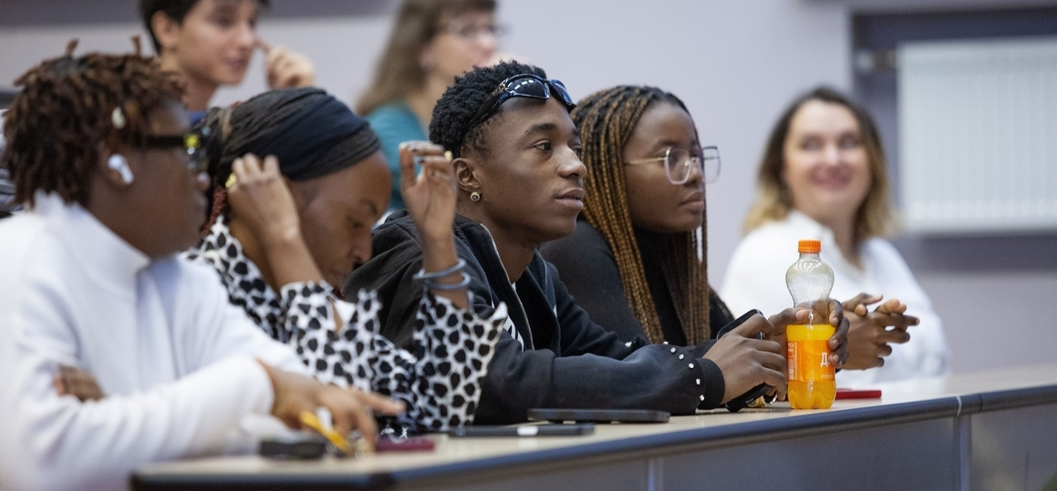 Best International Students: Results of the Annual Top 10 Awards