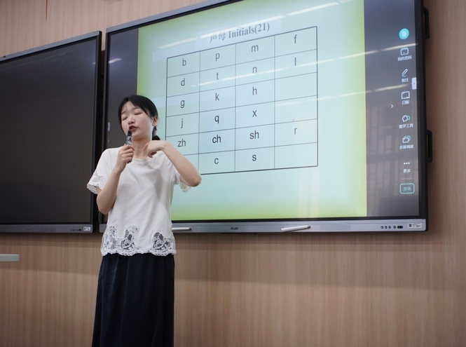 SPbSUT students opened the CQUPT summer school season