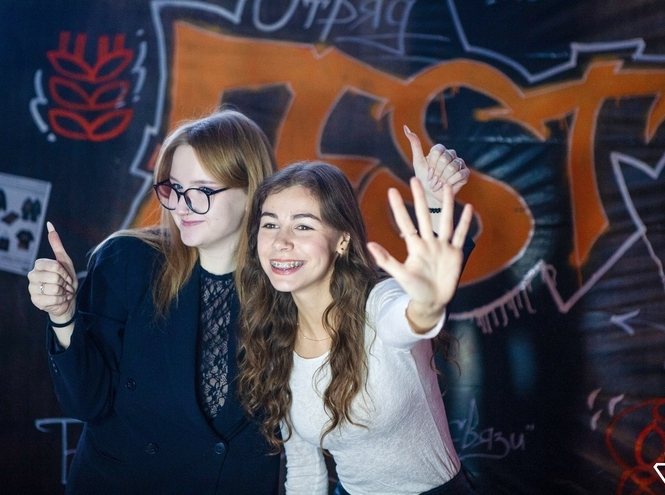 Лето с пользой и общее дело: в СПбГУТ проходит «ОТРЯДFEST»