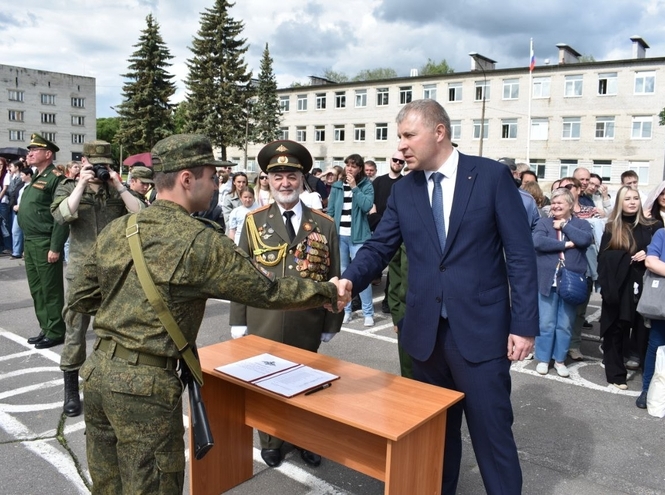 Студенты ВУЦ при СПбГУТ приняли присягу