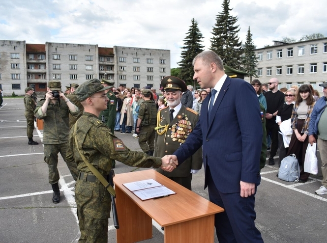 Студенты ВУЦ при СПбГУТ приняли присягу