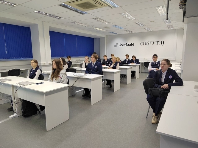 СПбГУТ посетили ученики Инженерно-технологической школы № 777