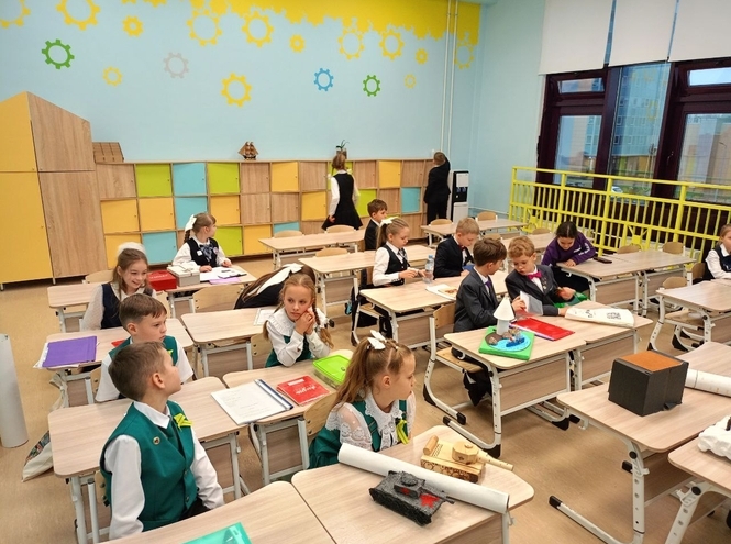 СПбГУТ развивает сотрудничество с Инженерно-технологической школой № 777