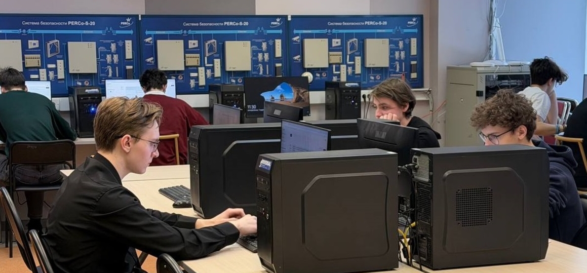 В СПбГУТ назвали имена лучших юных специалистов по информатике и защите данных