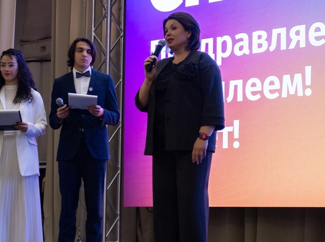 В колледже университета отметили 95-летний юбилей