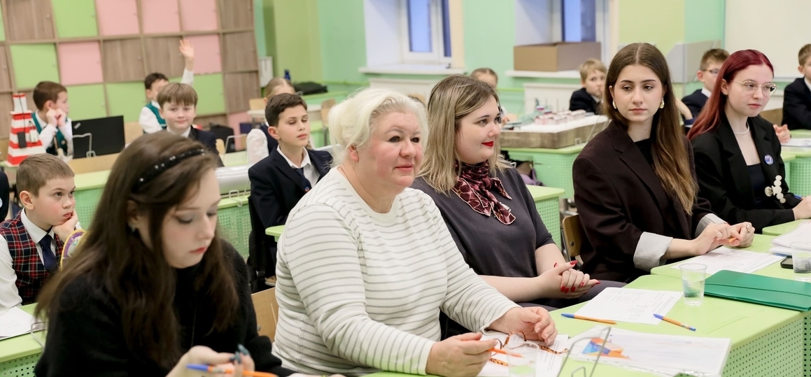 СПбГУТ развивает сотрудничество с Инженерно-технологической школой № 777