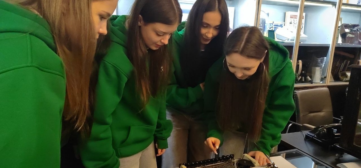 Школьники Ленобласти из «ФосАгро-класса» побывали в СПбГУТ