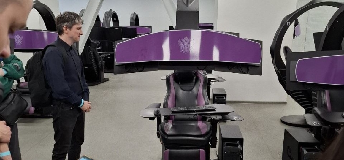 Магистрант СПбГУТ представил вуз на всероссийском инженерном форуме в Москве