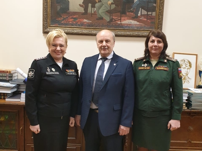 Доцент факультета РТС  О. Л. Мальцева принята в Союз писателей России