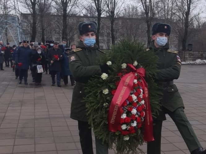 На Невском воинском кладбище «Журавли» состоялся траурно-торжественный церемониал