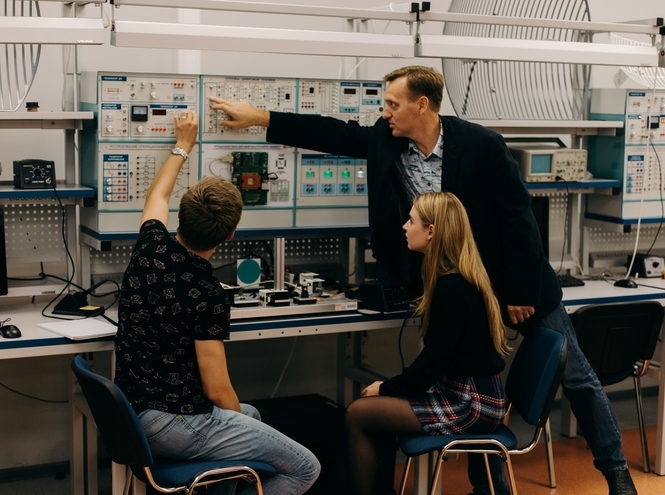 День российской науки: история, достижения, научная деятельность в СПбГУТ