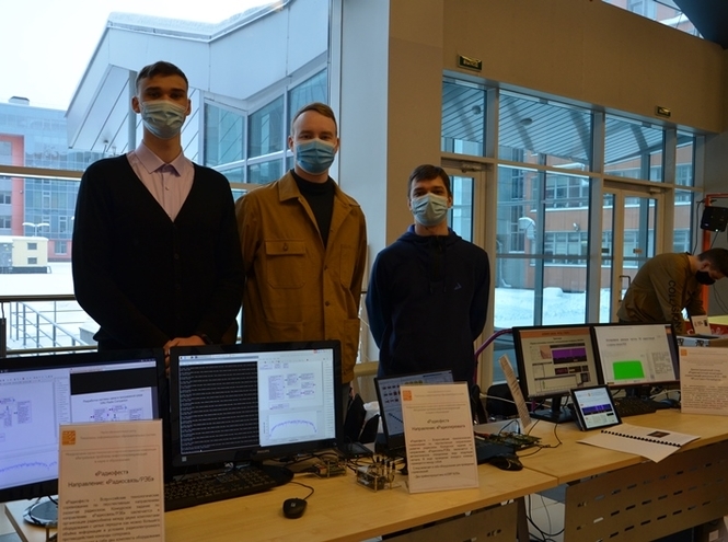 В СПбГУТ стартовала конференция АПИНО-2021