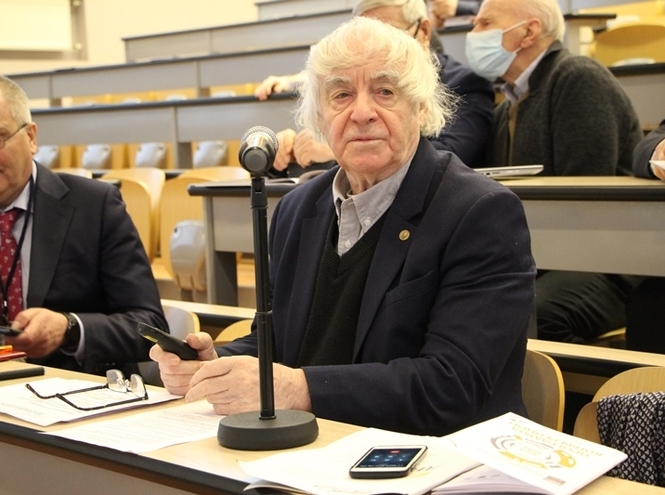 В СПбГУТ стартовала конференция АПИНО-2021