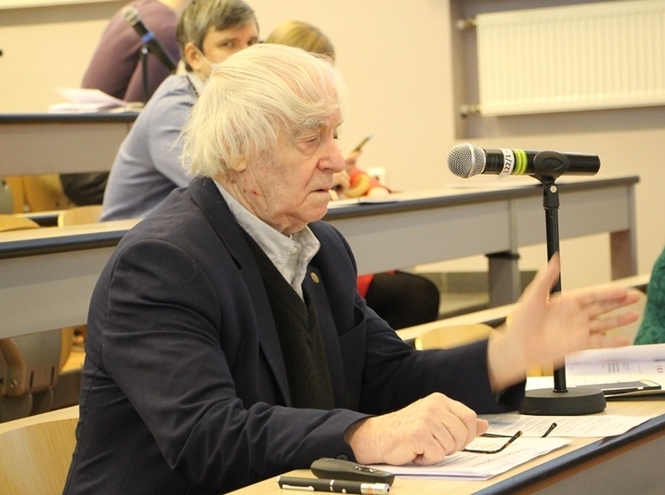 В СПбГУТ стартовала конференция АПИНО-2021