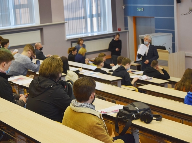 Время поступать: СПбГУТ провел общеуниверситетский День открытых дверей