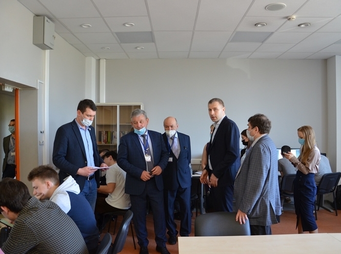 В СПбГУТ прошла международная внешняя экспертиза образовательных программ