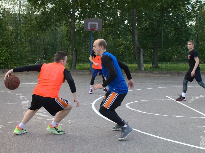 Спартакиада среди студентов: стритбол и мини-футбол