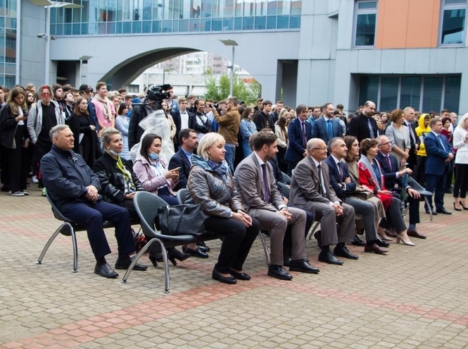 Добро пожаловать в семью! День знаний в СПбГУТ 2021