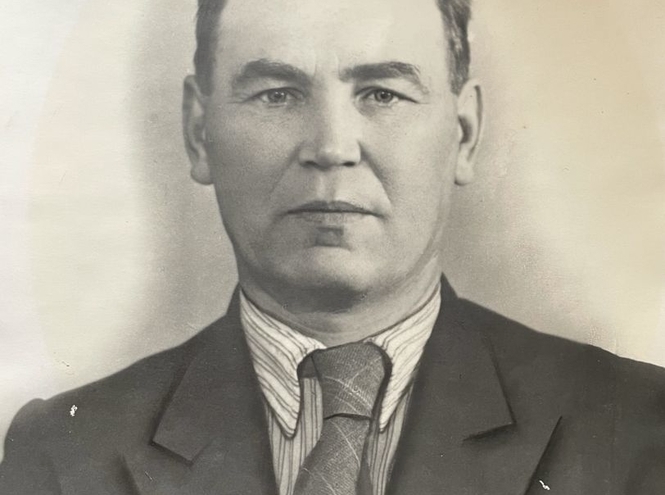 Память о первом директоре техникума связи