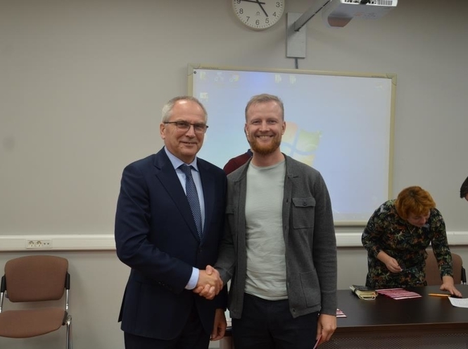 Поздравляем аспирантов с началом учебного года!