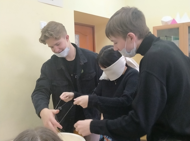 Экологический клуб СПбГУТ провёл лекцию школьникам