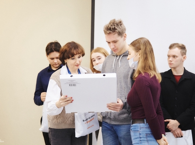 Вперёд за новыми победами: в СПбГУТ прошла встреча ректора со студентами