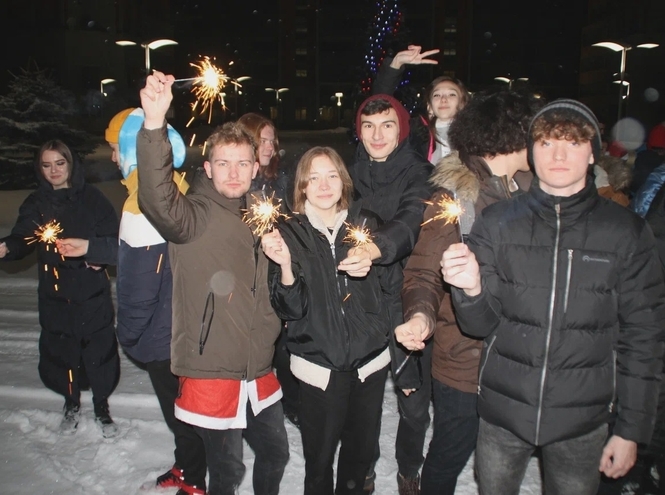 Первокурсники и активисты встретились на «Новогоднем шоу РТС»