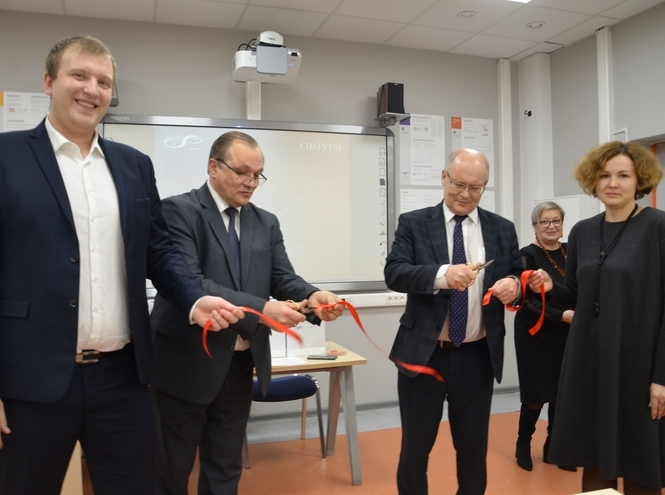 СПбГУТ и Т8 запустили обучение на базовой кафедре ВТС DWDM