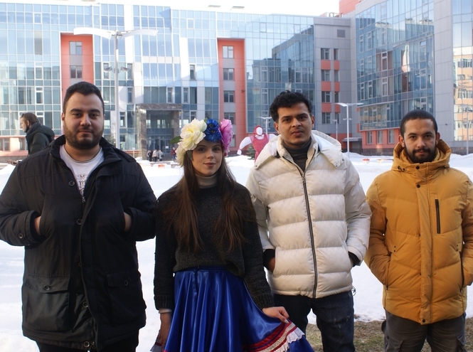 Блины, танцы, конкурсы: в СПбГУТ встретили долгожданную весну
