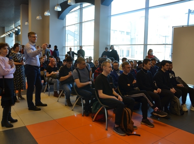 Ярмарка вакансий прошла в СПбГУТ