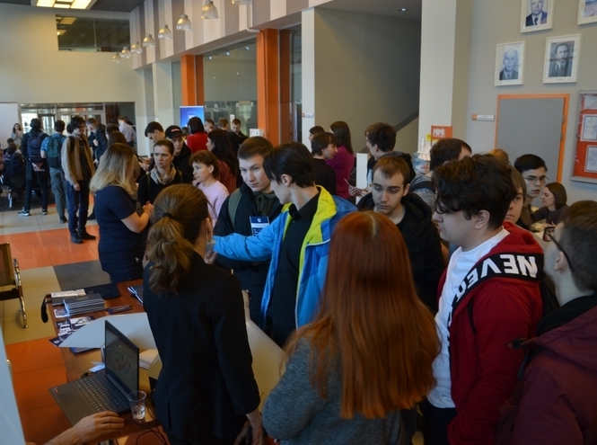 Ярмарка вакансий прошла в СПбГУТ