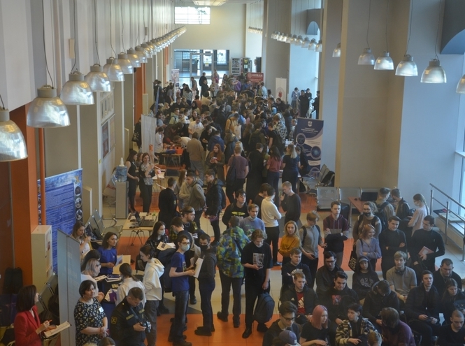 Ярмарка вакансий прошла в СПбГУТ