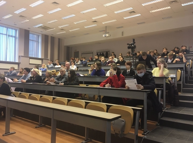 Факультет информационных систем и технологий собрал абитуриентов