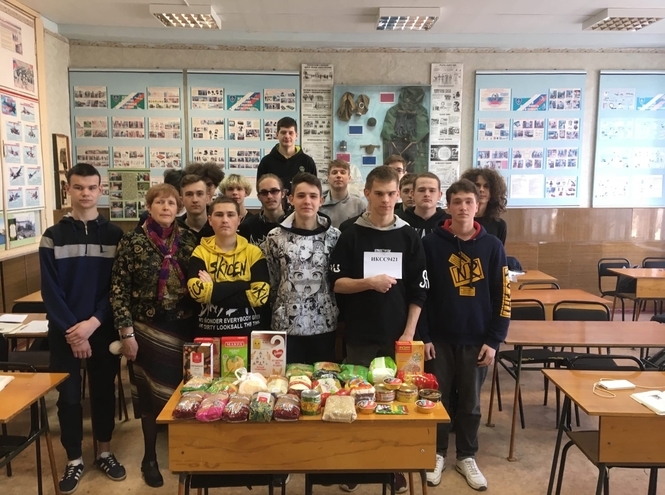 «Своих не бросаем»: в Смоленском колледже проходит гуманитарная акция