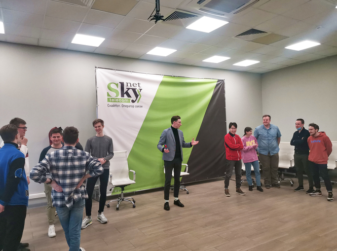 Знакомство с отраслью: студенты СПбГУТ посетили компанию SkyNet