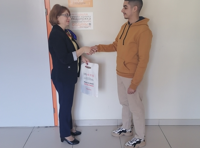 «Я, ты, он, она, вместе – целая  страна!»: творческий проект иностранных студентов