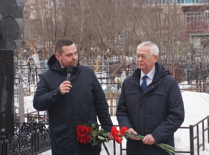 Представители СПбГУТ почтили память Бориса Розинга в Архангельске