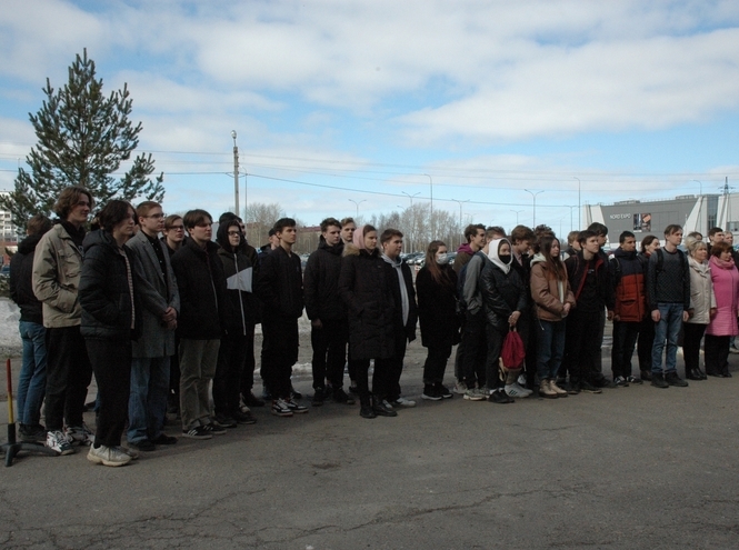 Представители СПбГУТ почтили память Бориса Розинга в Архангельске