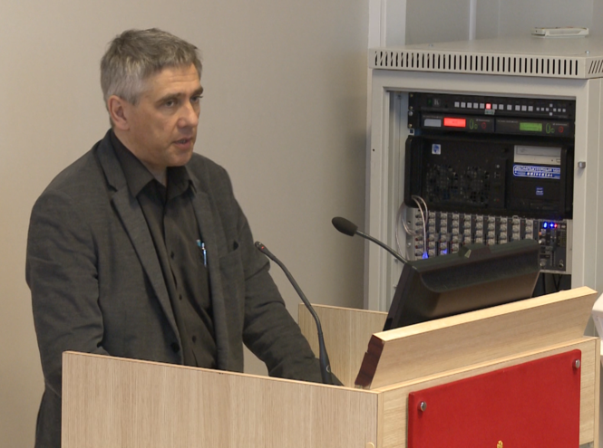 Поздравляем с защитой диссертации!