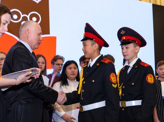 «Открой в себе учёного»: заведующий кафедрой ЭБТ выступил экспертом на конференции