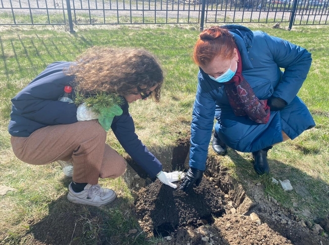 В СПбГУТ прошла экологическая акция ко Дню Победы