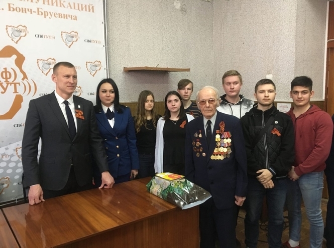 Смоленский колледж телекоммуникаций принял участие в праздничных мероприятиях ко Дню Победы