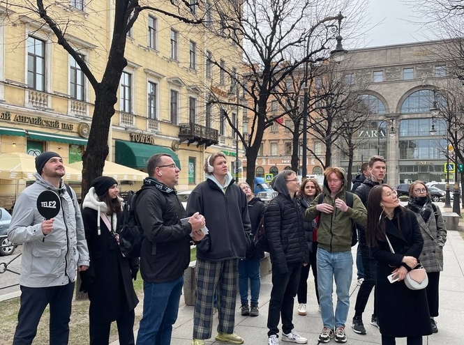 Компания Tele2 провела студентам СПбГУТ экскурсию по истории телеком-отрасли России