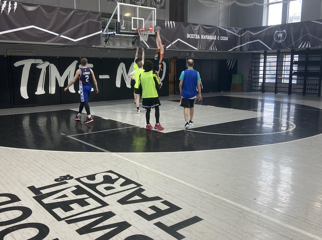 Соревнования по стритболу на Спартакиаде среди студентов